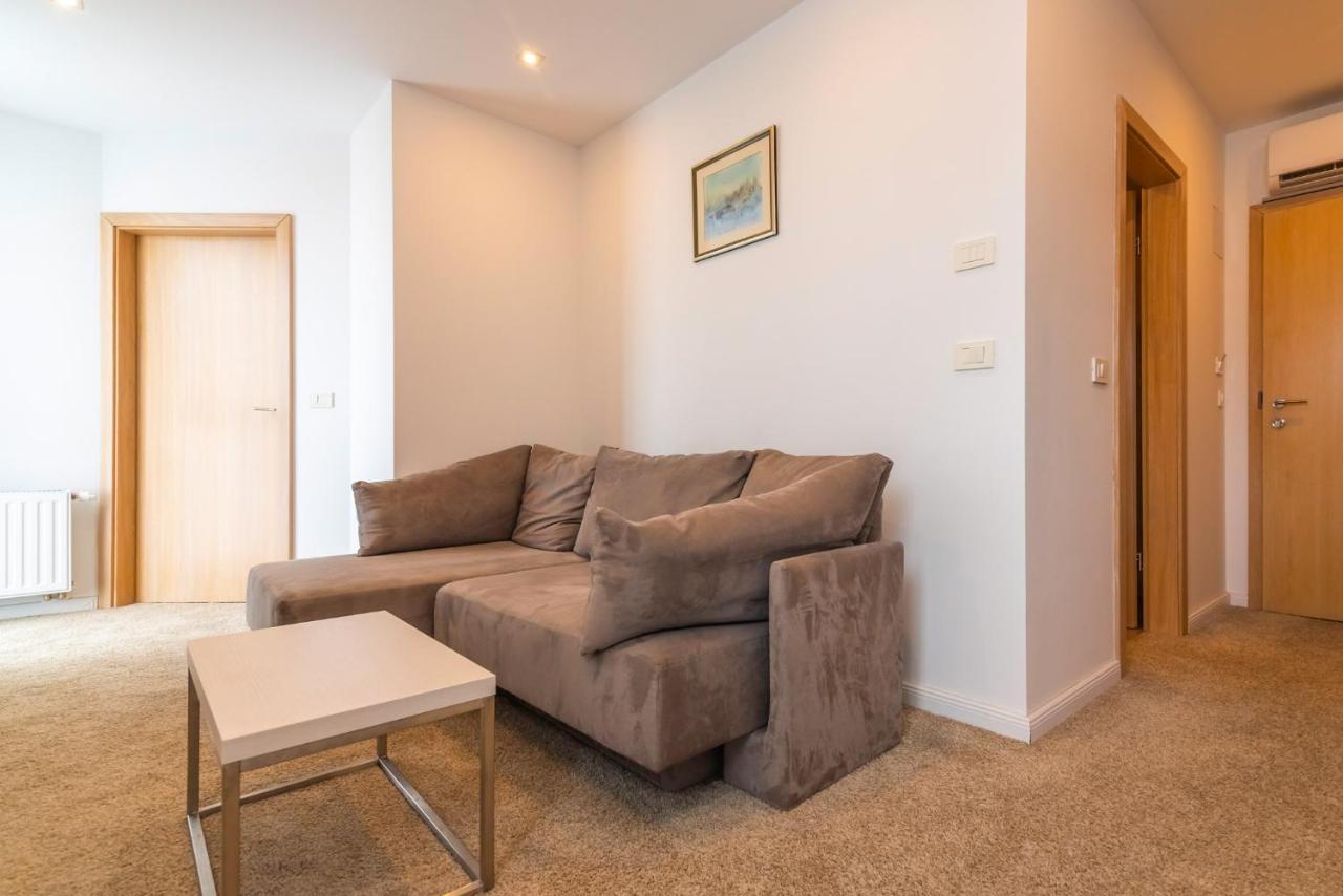 Hotel Park Superior 3* Čakovec エクステリア 写真