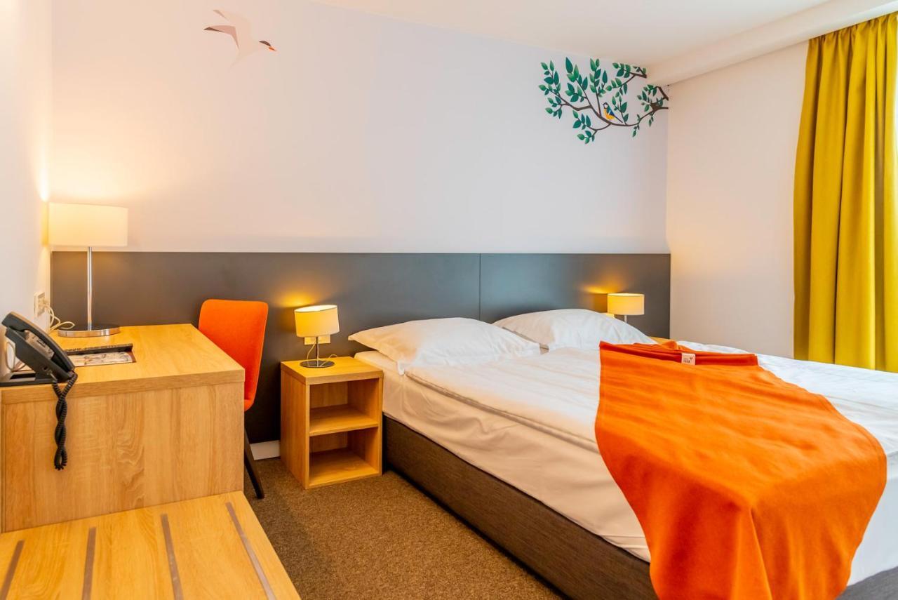 Hotel Park Superior 3* Čakovec エクステリア 写真