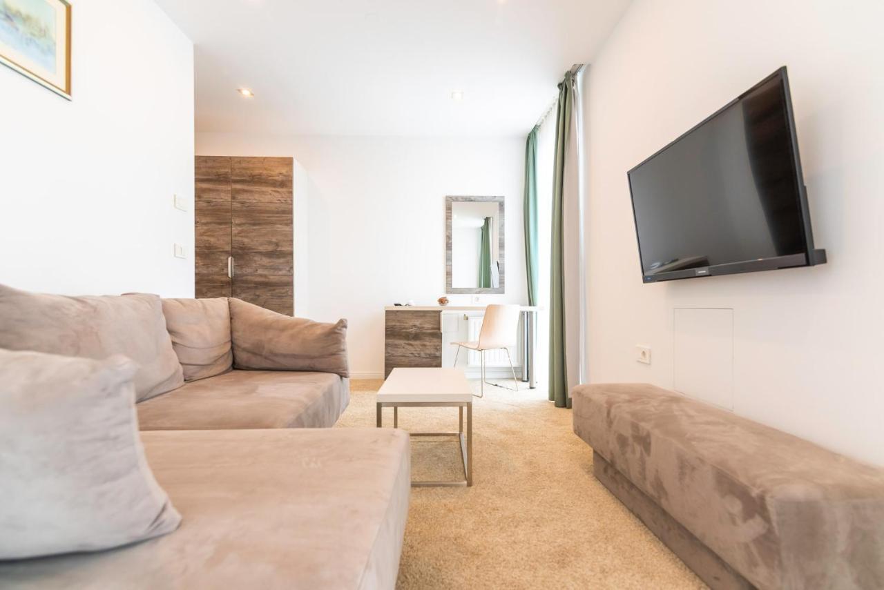 Hotel Park Superior 3* Čakovec エクステリア 写真