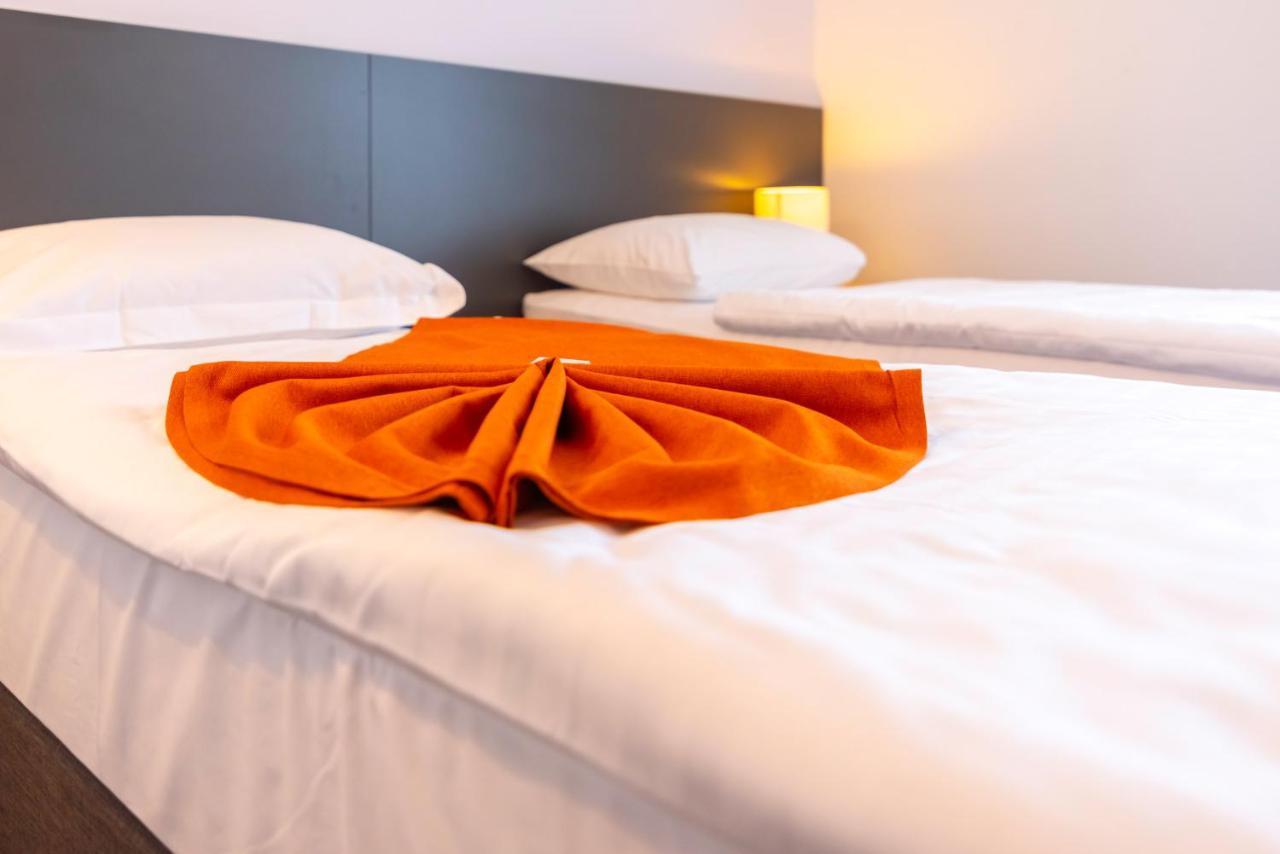 Hotel Park Superior 3* Čakovec エクステリア 写真