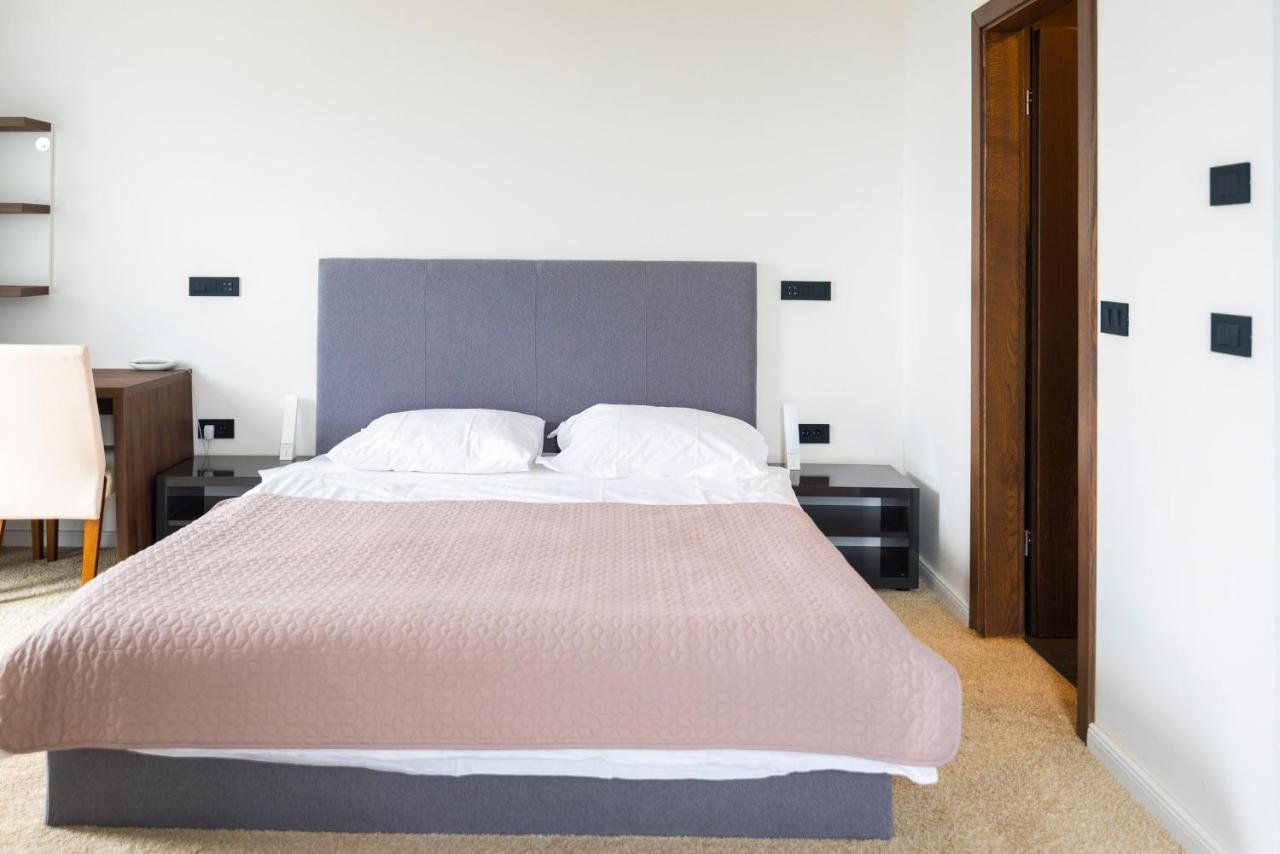 Hotel Park Superior 3* Čakovec エクステリア 写真
